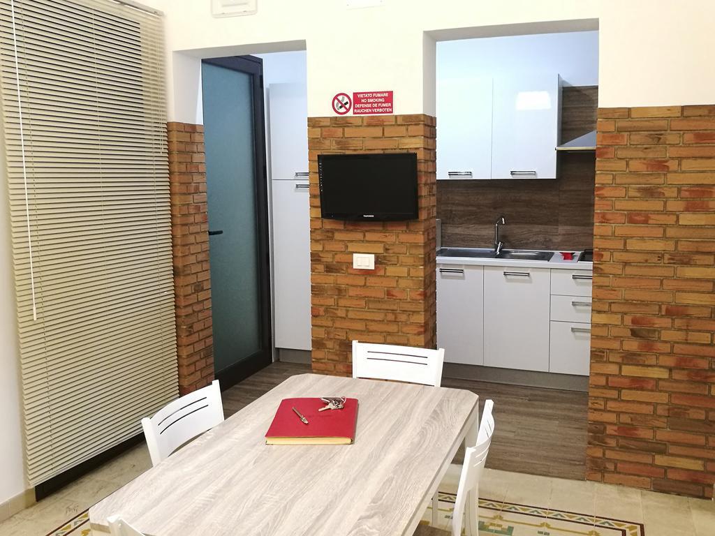 Appartamento Primo Piano Riccio Locazione Turistica Trapani Esterno foto