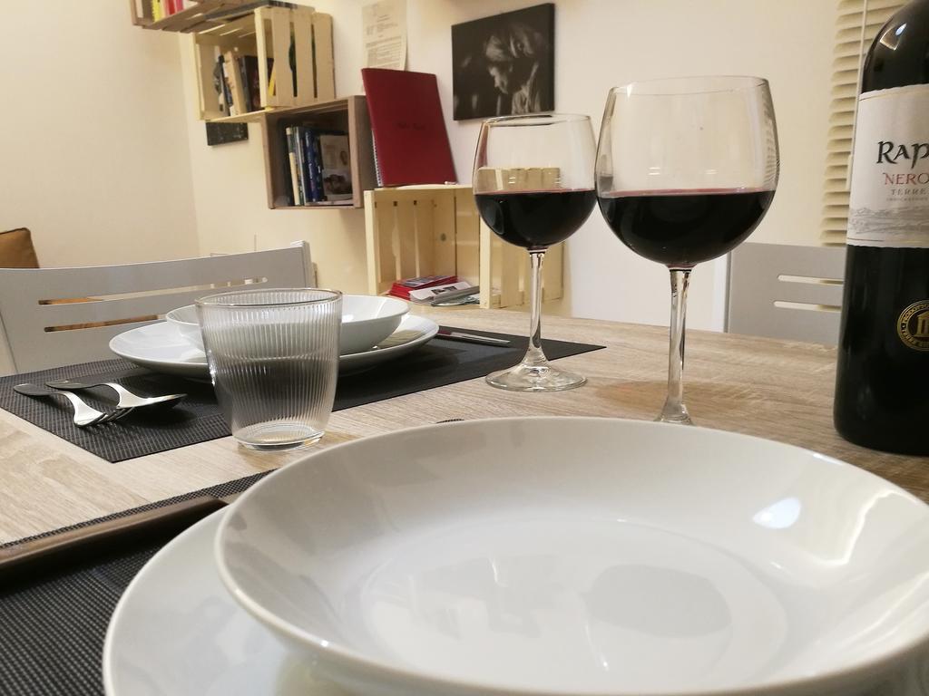 Appartamento Primo Piano Riccio Locazione Turistica Trapani Esterno foto